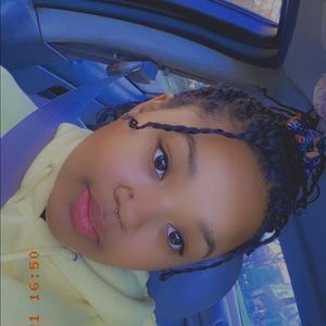 Meet your Posher, Bailey